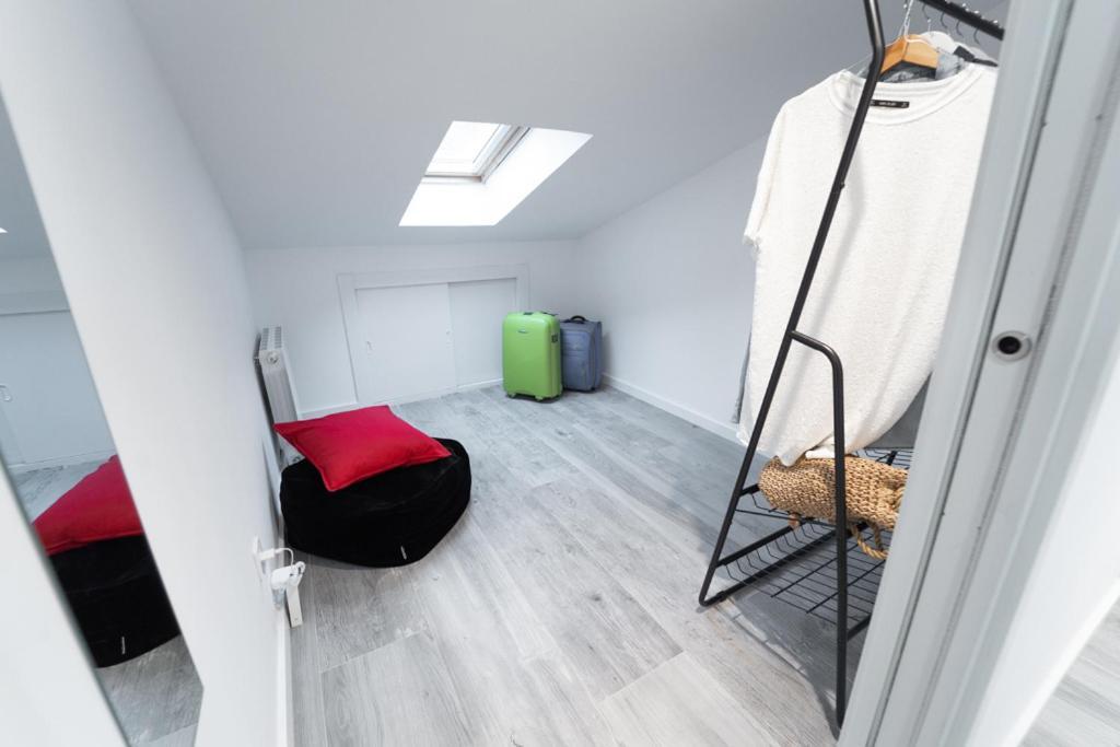 Buhardilla Comillas Beach En Primera Linea De Playa, Wifi, Netflix Ngoại thất bức ảnh